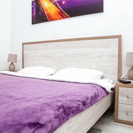 Square Apartments Odessa Zewnętrze zdjęcie