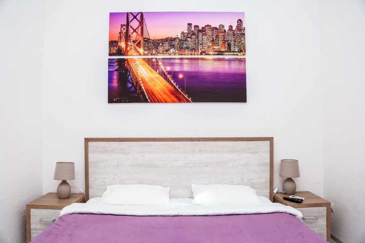 Square Apartments Odessa Zewnętrze zdjęcie